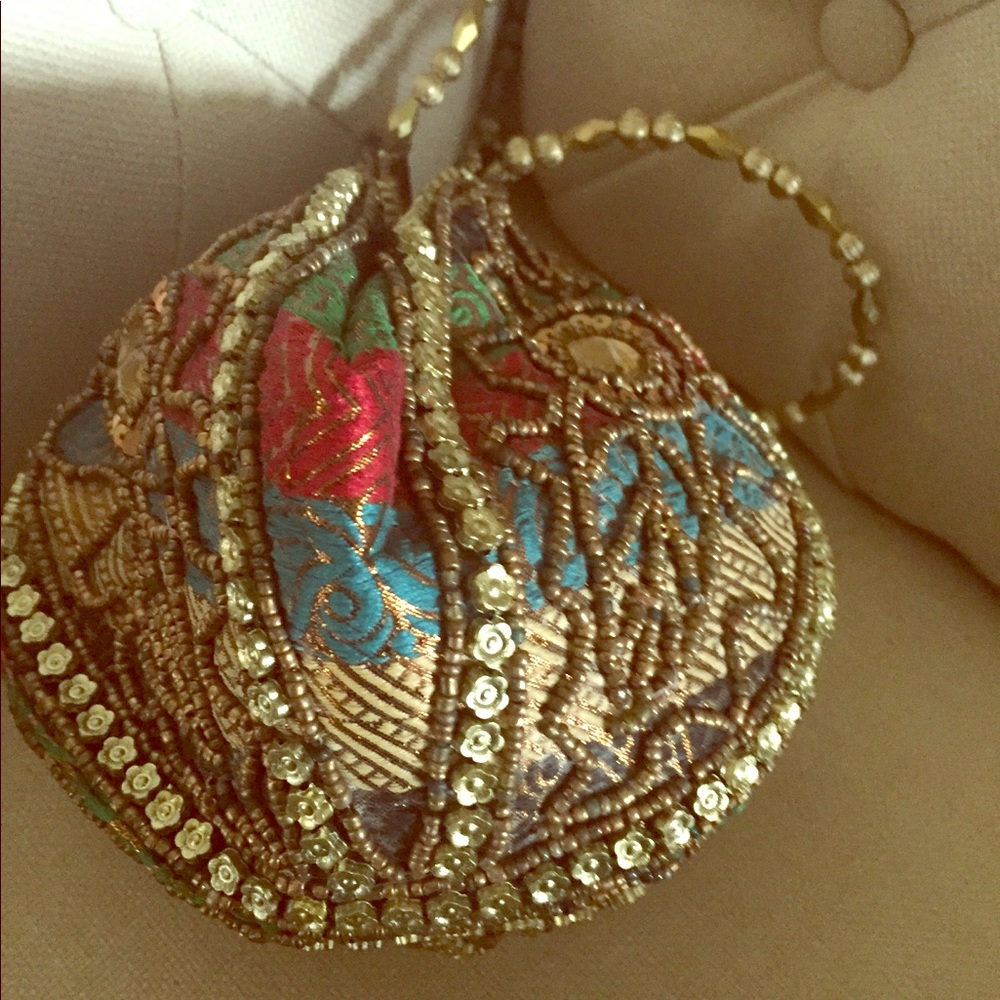 Elegant Beaded Jeweled Wristlet Bag